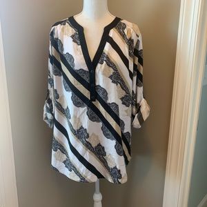 New York & Company Striped Blouse Size L